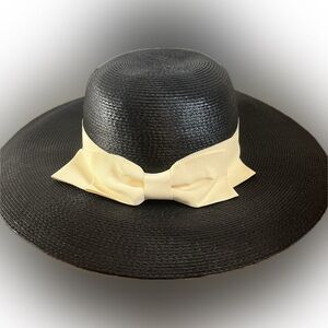 Vintage Elegant wide brim Black and Cream Women's raffia straw derby Hat‎